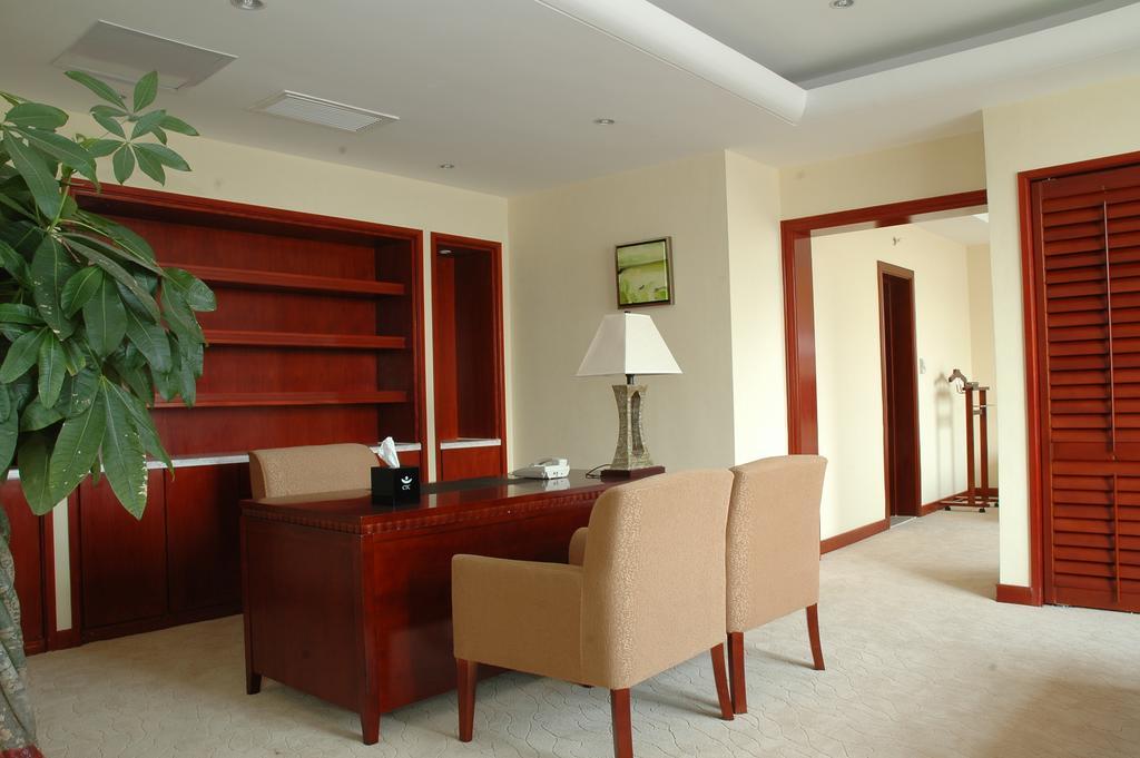 Century Hotel Taicang Chambre photo