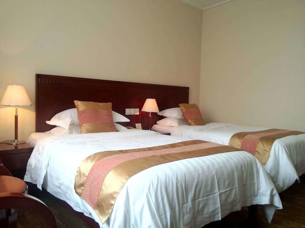 Century Hotel Taicang Chambre photo