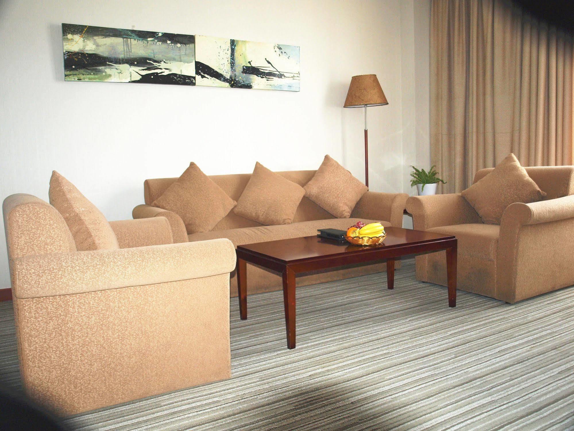 Century Hotel Taicang Extérieur photo