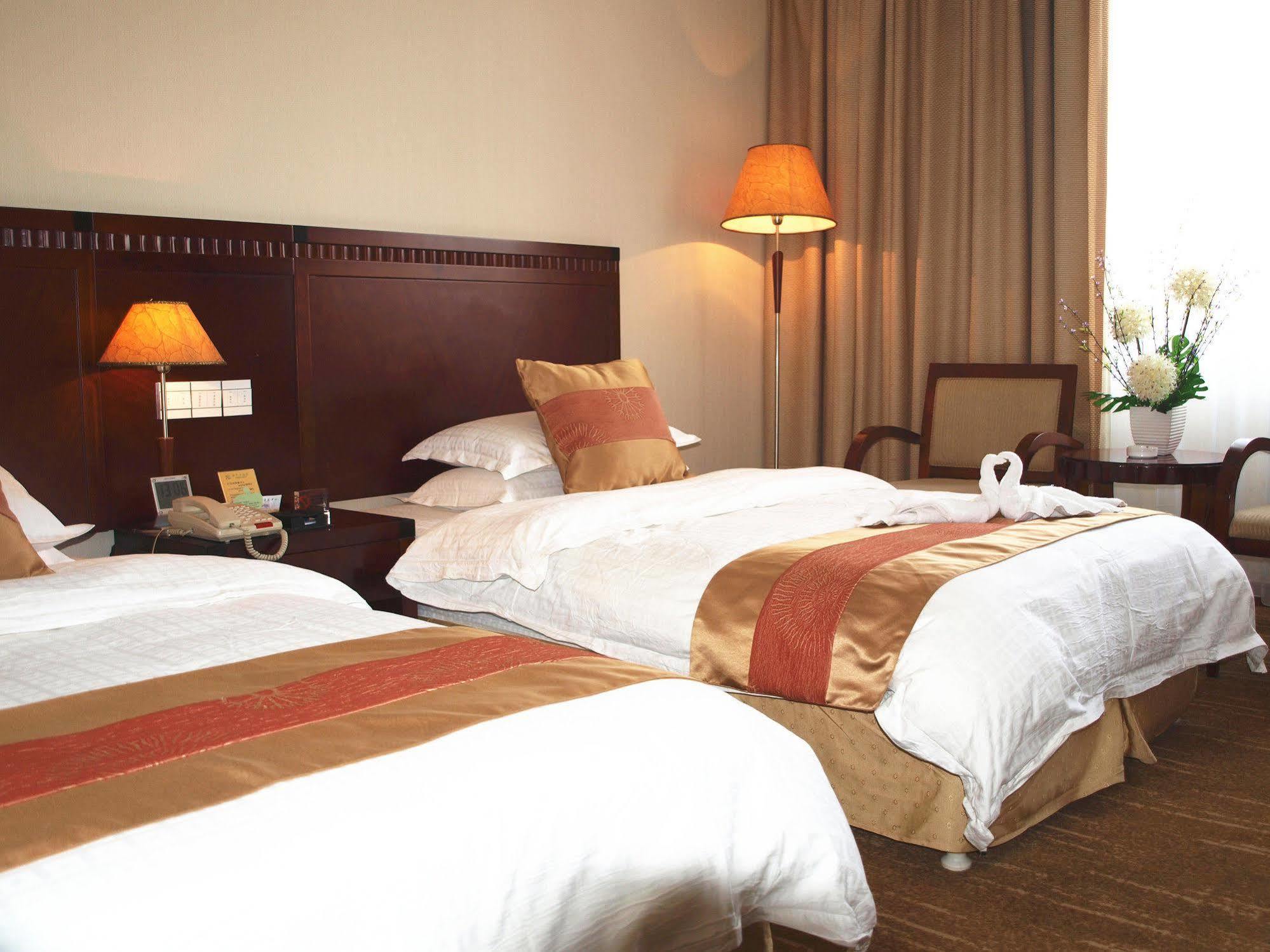 Century Hotel Taicang Extérieur photo