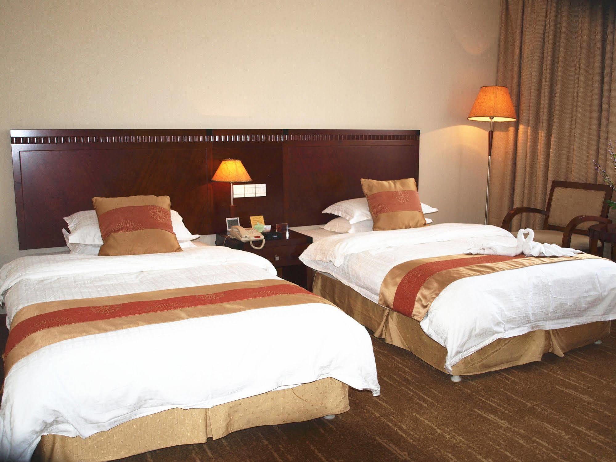 Century Hotel Taicang Extérieur photo